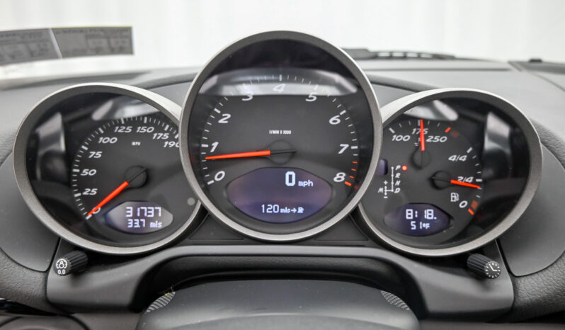 								2011 Porsche Boxster Spyder full									