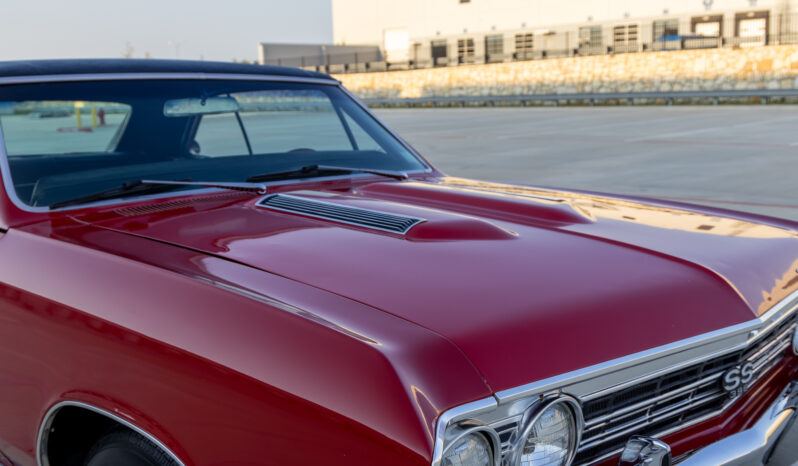 								1967 Chevrolet Chevelle Malibu 5-Speed full									