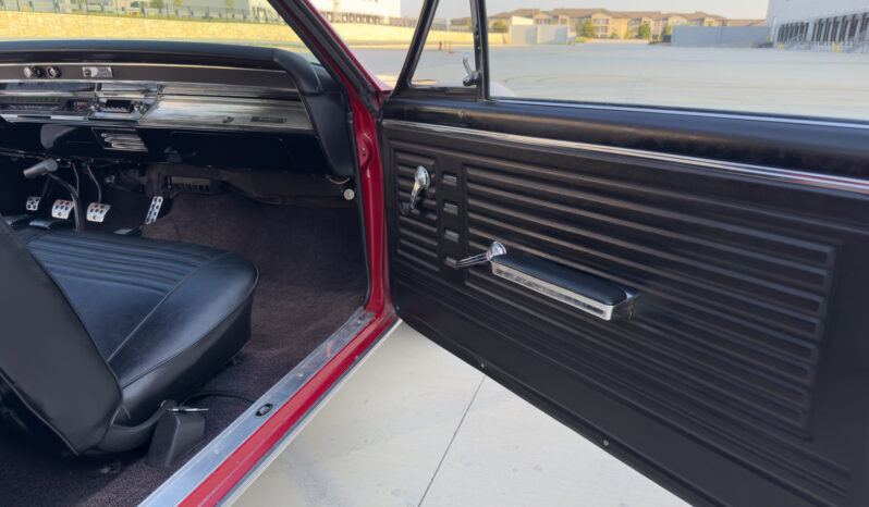 								1967 Chevrolet Chevelle Malibu 5-Speed full									