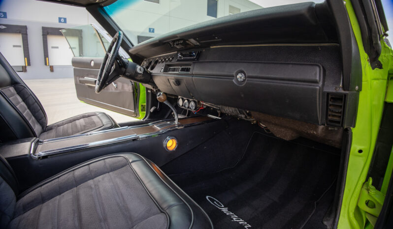 								1970 Dodge Charger 500 full									