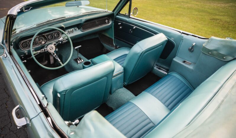 								1966 Ford Mustang Convertible 289 full									