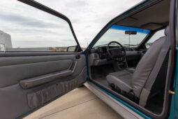 										1993 Ford Mustang GT Hatchback 5.0 full									