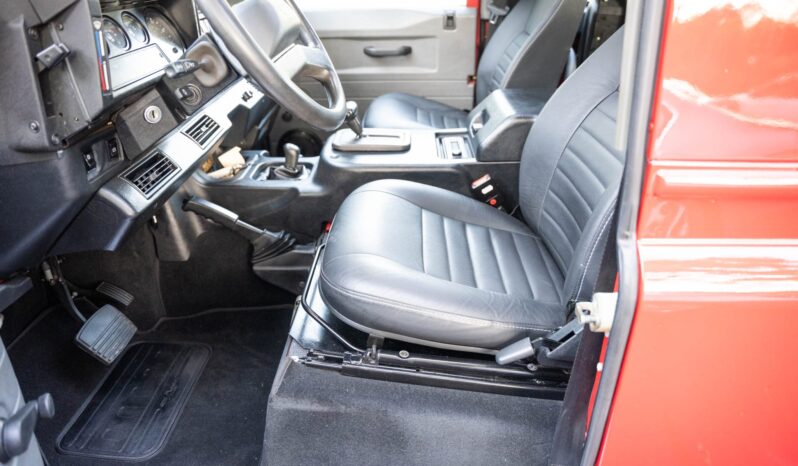 								1997 Land Rover Defender 90 NAS full									