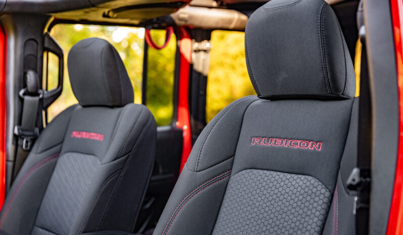 								2021 Jeep Wrangler Unlimited Rubicon 6-Speed full									