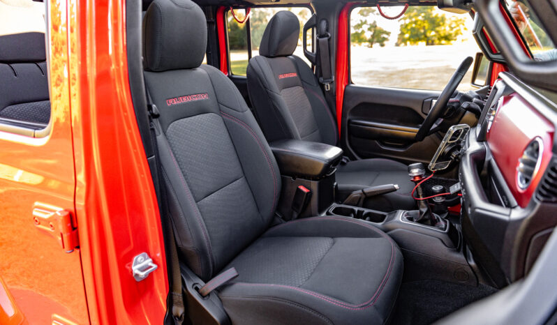 								2021 Jeep Wrangler Unlimited Rubicon 6-Speed full									
