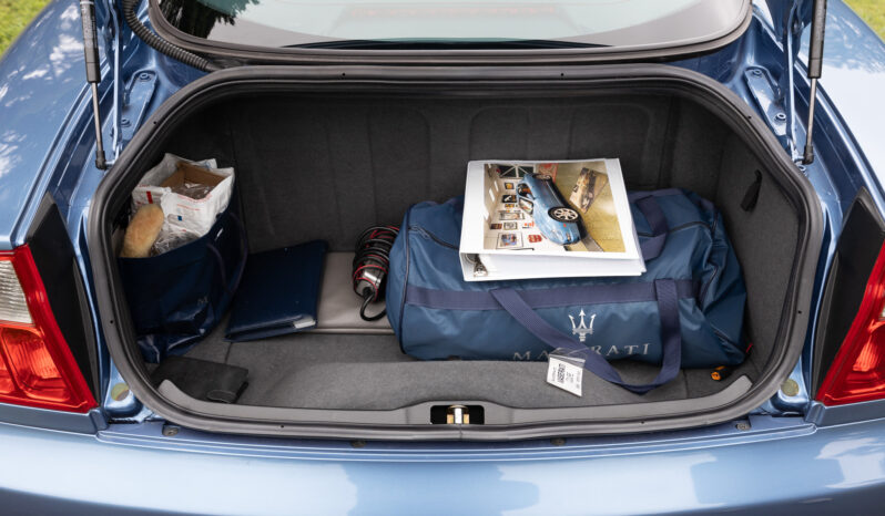 								2005 Maserati Coupe Cambiocorsa full									