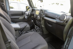 										2015 Jeep Wrangler Sport 6-Speed full									