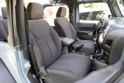 										2015 Jeep Wrangler Sport 6-Speed full									