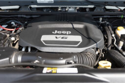 										2015 Jeep Wrangler Sport 6-Speed full									