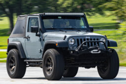 										2015 Jeep Wrangler Sport 6-Speed full									
