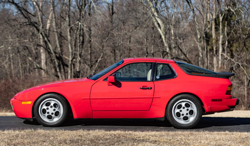 								1987 Porsche 944 Turbo full									