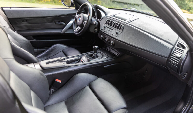 								2006 BMW Z4 M Coupe full									