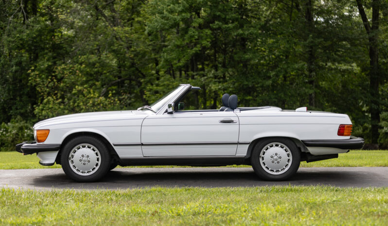 								1987 Mercedes-Benz 560SL full									