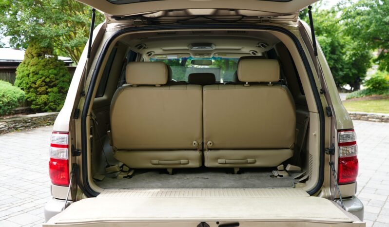 								2004 Toyota Land Cruiser UZJ100 full									