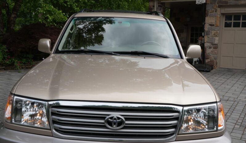 								2004 Toyota Land Cruiser UZJ100 full									