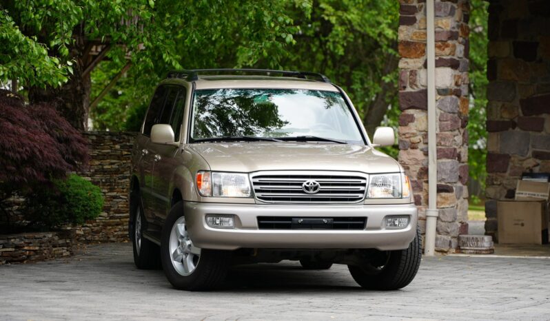 								2004 Toyota Land Cruiser UZJ100 full									