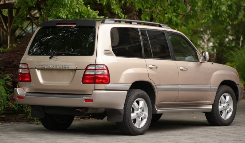 								2004 Toyota Land Cruiser UZJ100 full									