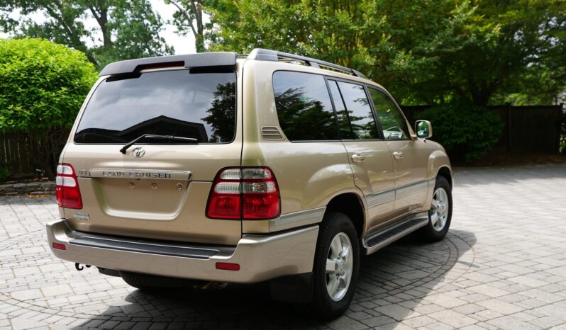 								2004 Toyota Land Cruiser UZJ100 full									