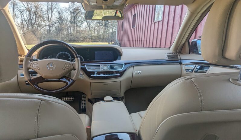 								2011 Mercedes-Benz S550 full									
