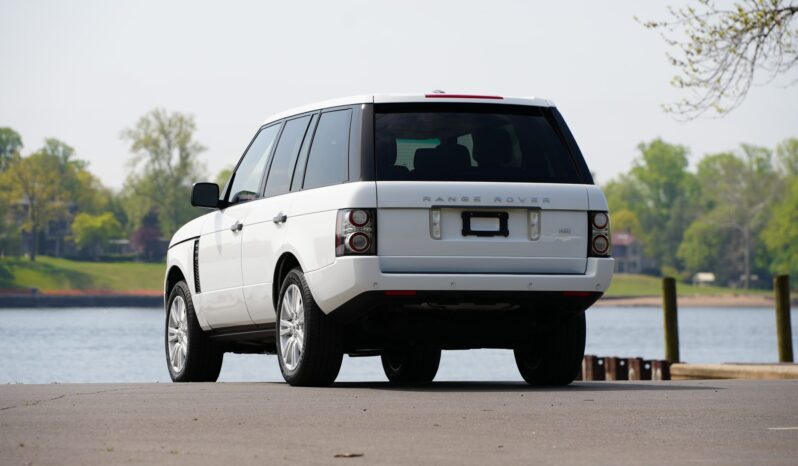 								2011 Land Rover Range Rover HSE Luxury full									