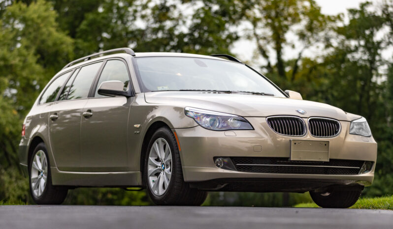 								2010 BMW 535i xDrive Sports Wagon 6-Speed full									