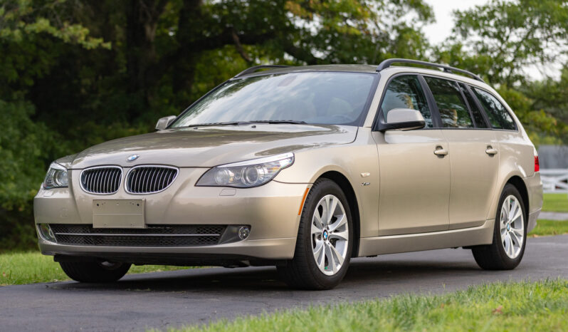 								2010 BMW 535i xDrive Sports Wagon 6-Speed full									