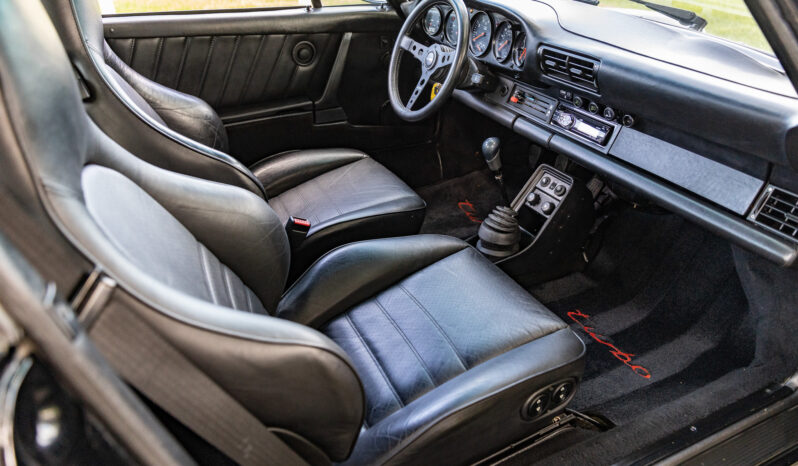 								1986 Porsche 911 Turbo Coupe full									