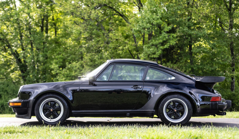 								1986 Porsche 911 Turbo Coupe full									