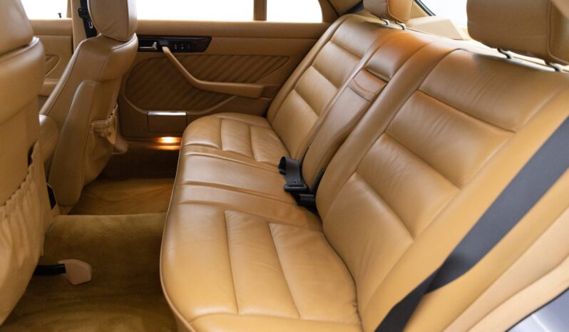 								1991 Mercedes-Benz 560SEL full									