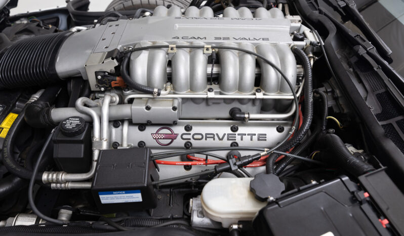 								1995 Chevrolet Corvette ZR-1 full									