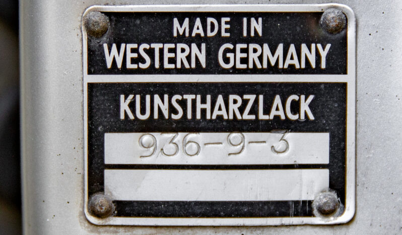 								1976 Porsche 911S Targa full									