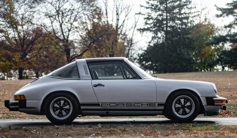 								1976 Porsche 911S Targa full									