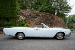										1967 Lincoln Continental Convertible full									