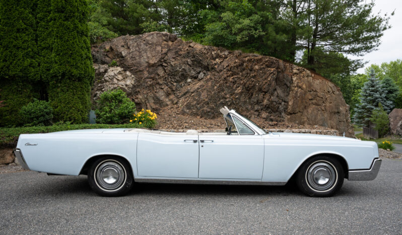 								1967 Lincoln Continental Convertible full									