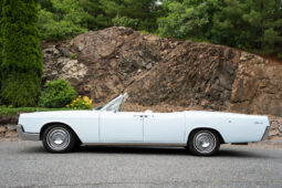 										1967 Lincoln Continental Convertible full									