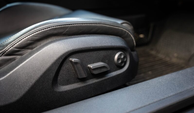 								2013 Audi TT RS 6-Speed full									