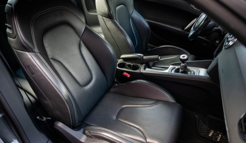 								2013 Audi TT RS 6-Speed full									