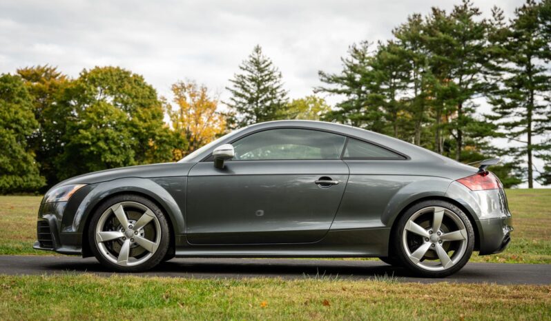 								2013 Audi TT RS 6-Speed full									