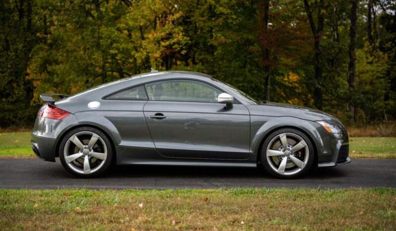 								2013 Audi TT RS 6-Speed full									