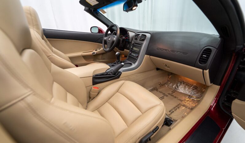 								2006 Chevrolet Corvette Convertible 6-Speed full									