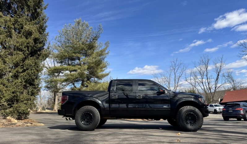 								2012 Ford F-150 SVT Raptor SuperCrew full									