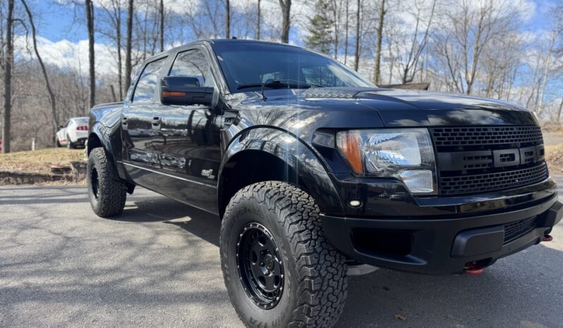 								2012 Ford F-150 SVT Raptor SuperCrew full									