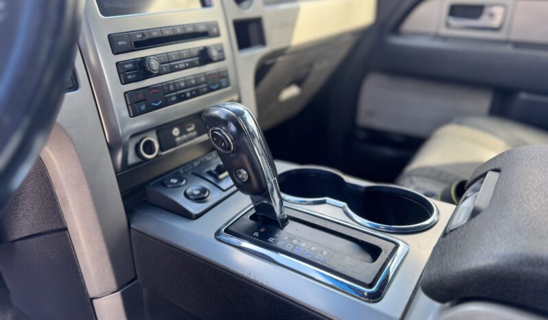 								2012 Ford F-150 SVT Raptor SuperCrew full									