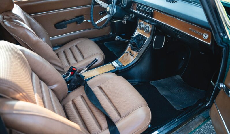 								1969 Alfa Romeo GTV 1750 full									