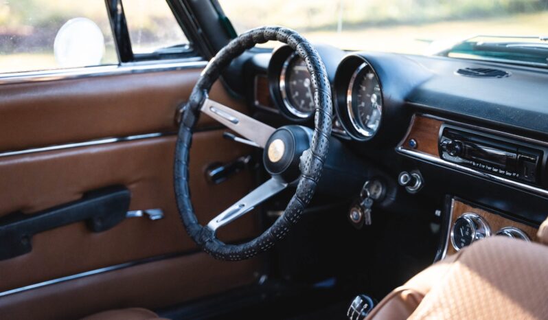 								1969 Alfa Romeo GTV 1750 full									