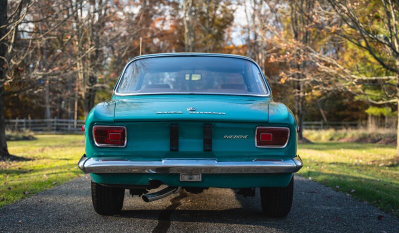 								1969 Alfa Romeo GTV 1750 full									