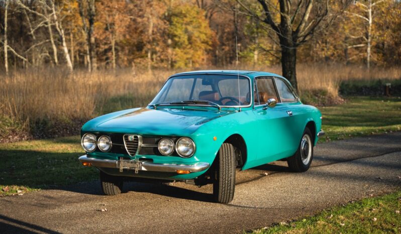 								1969 Alfa Romeo GTV 1750 full									