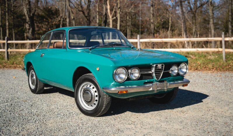 								1969 Alfa Romeo GTV 1750 full									