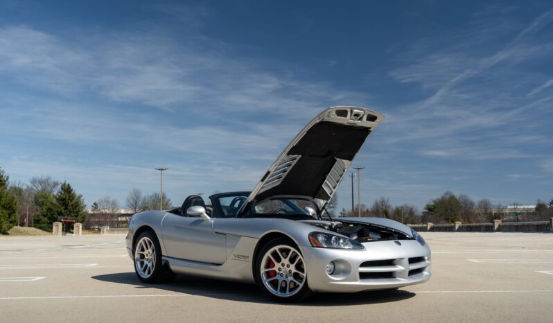 								2004 Dodge Viper SRT-10 Roadster full									