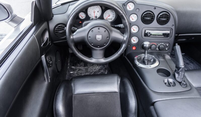 								2004 Dodge Viper SRT-10 Roadster full									